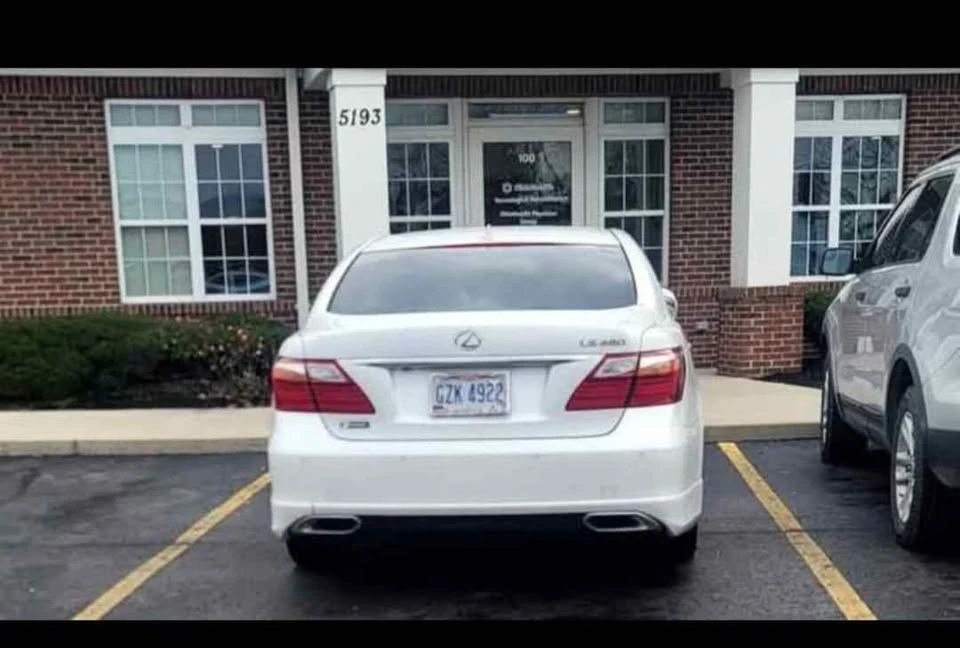 2012 Lexus LS 4th Gen - Image 2 of 2