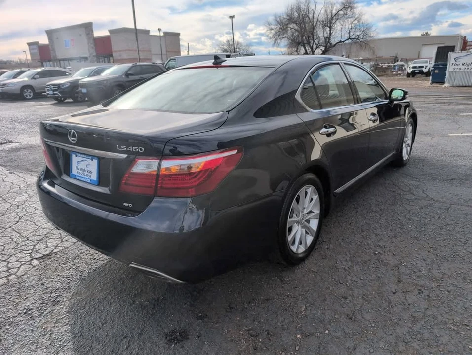 2012 Lexus LS 4th Gen - Image 8 of 10