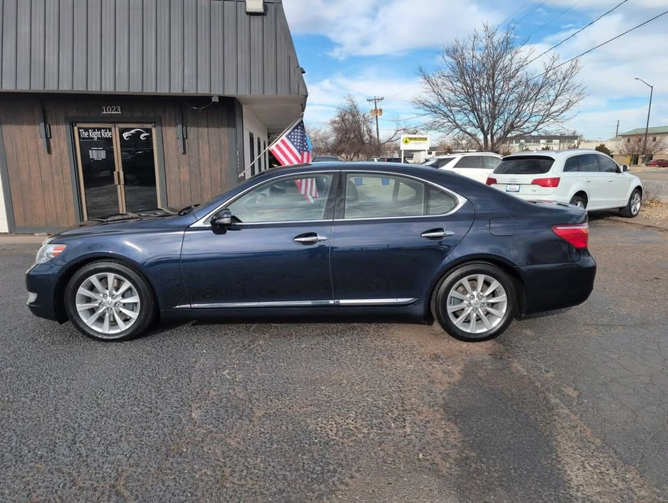 2012 Lexus LS 4th Gen - Image 5 of 10
