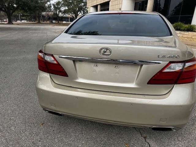 2012 Lexus LS 4th Gen - Image 13 of 20