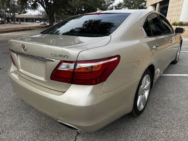 2012 Lexus LS 4th Gen - Image 11 of 20