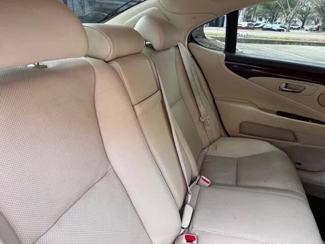 2012 Lexus LS 4th Gen - Image 20 of 20