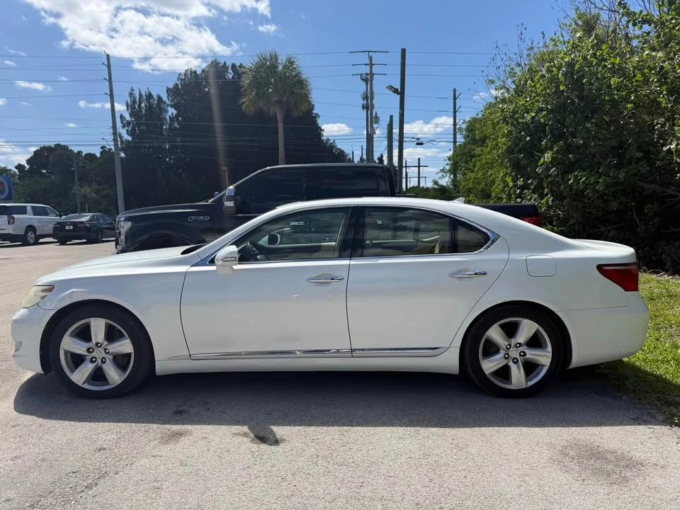 2012 Lexus LS 4th Gen - Image 3 of 6