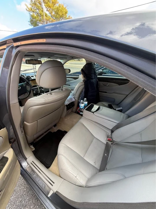 2012 Lexus LS 4th Gen - Image 18 of 20