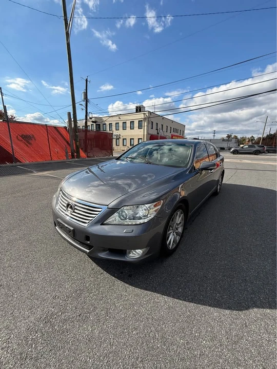 2012 Lexus LS 4th Gen - Image 14 of 20