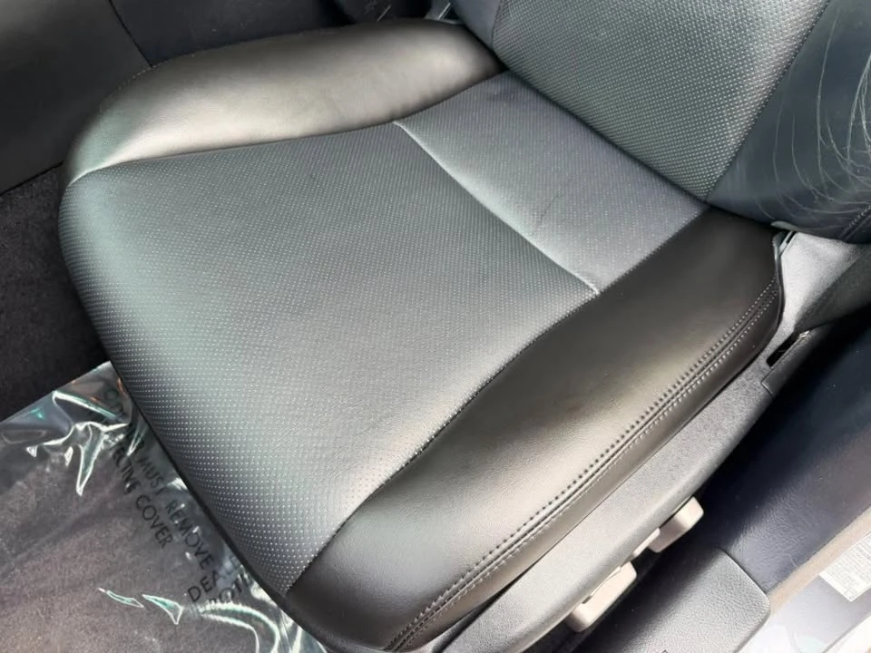2012 Lexus LS 4th Gen - Image 17 of 20