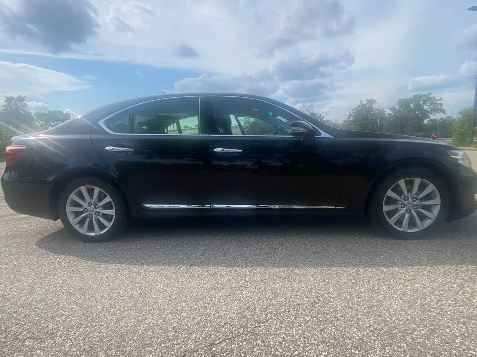 2012 Lexus LS 4th Gen - Image 5 of 20