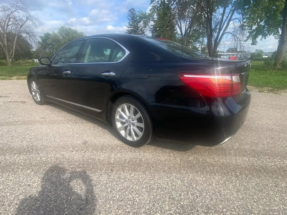 2012 Lexus LS 4th Gen - Image 7 of 20
