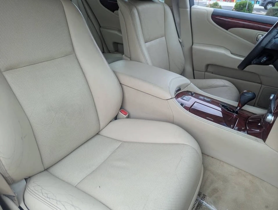 2012 Lexus LS 4th Gen - Image 10 of 20