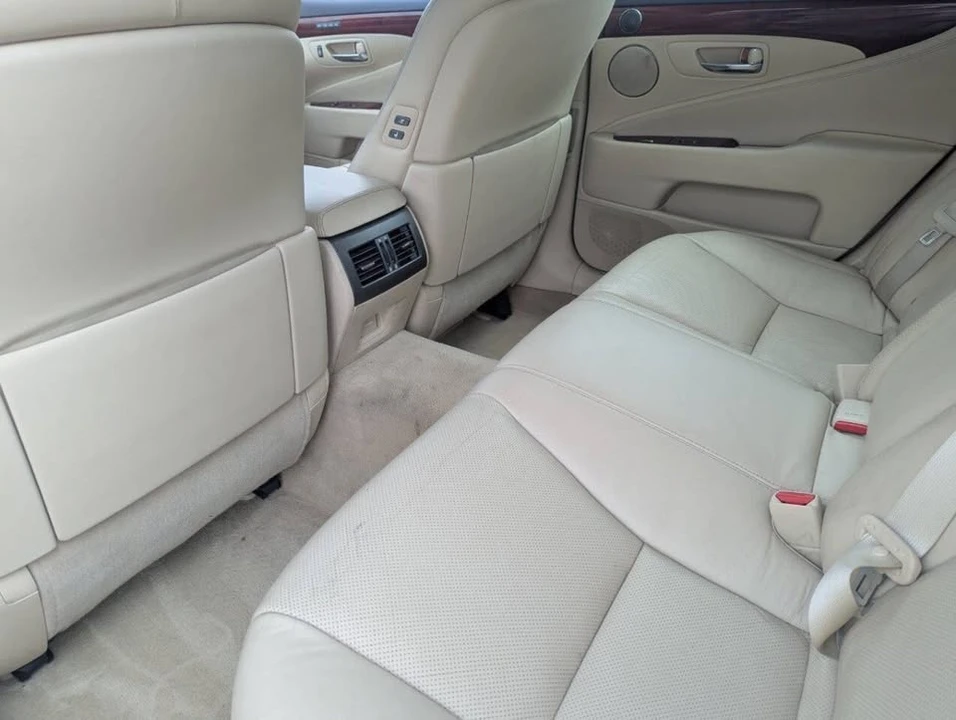 2012 Lexus LS 4th Gen - Image 20 of 20