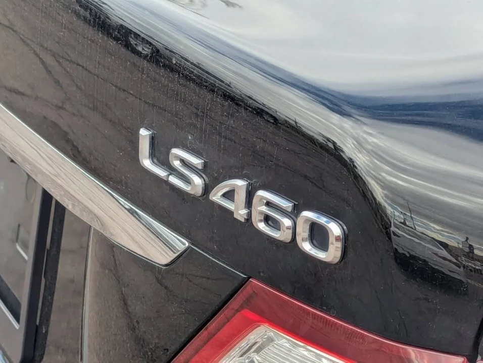 2012 Lexus LS 4th Gen - Image 8 of 20