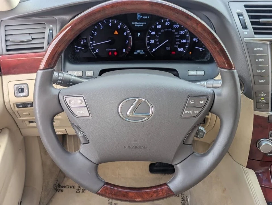 2012 Lexus LS 4th Gen - Image 17 of 20