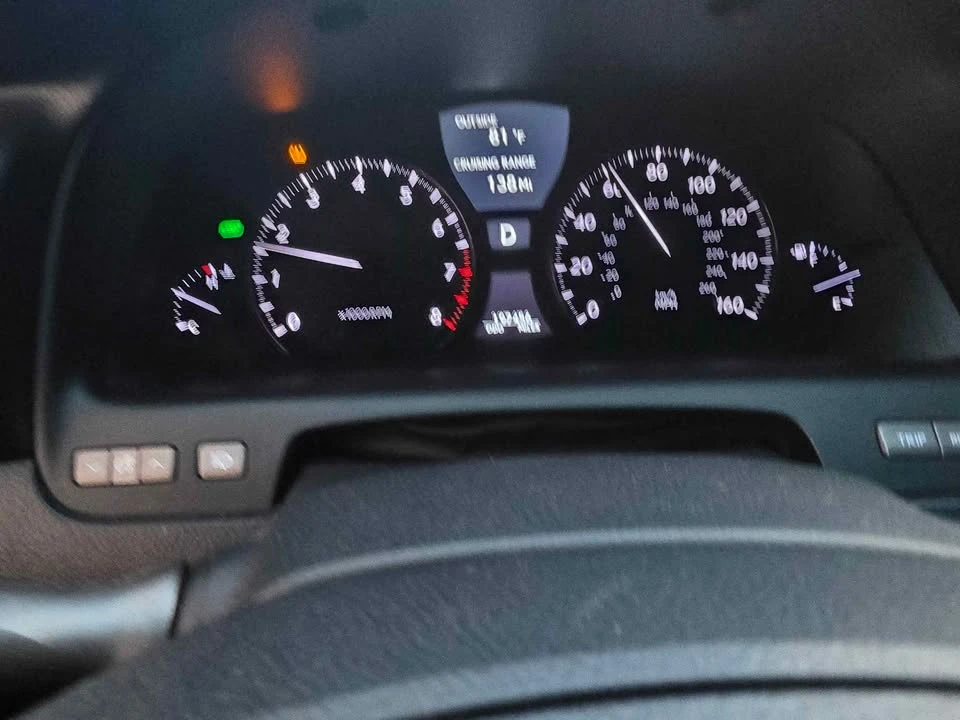 2012 Lexus LS 4th Gen - Image 17 of 17