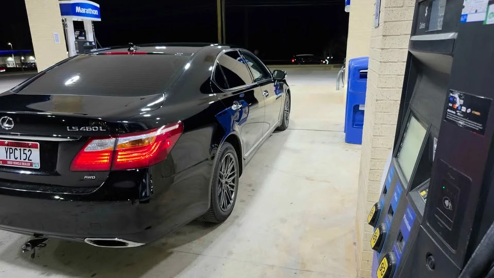 2012 Lexus LS 4th Gen - Image 7 of 17