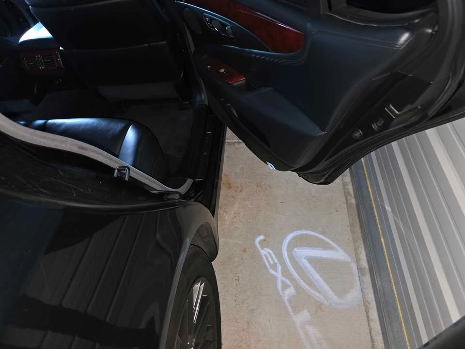 2012 Lexus LS 4th Gen - Image 15 of 17
