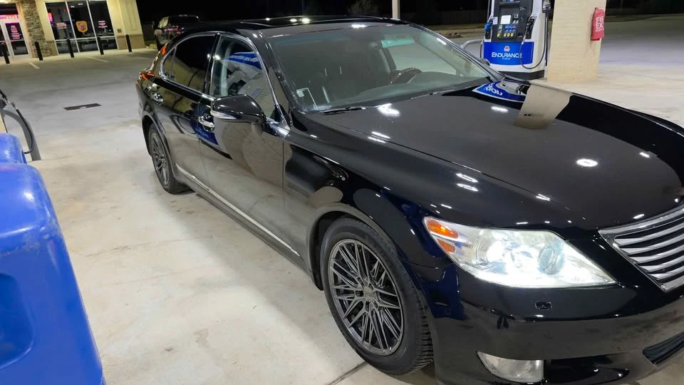 2012 Lexus LS 4th Gen - Image 8 of 17