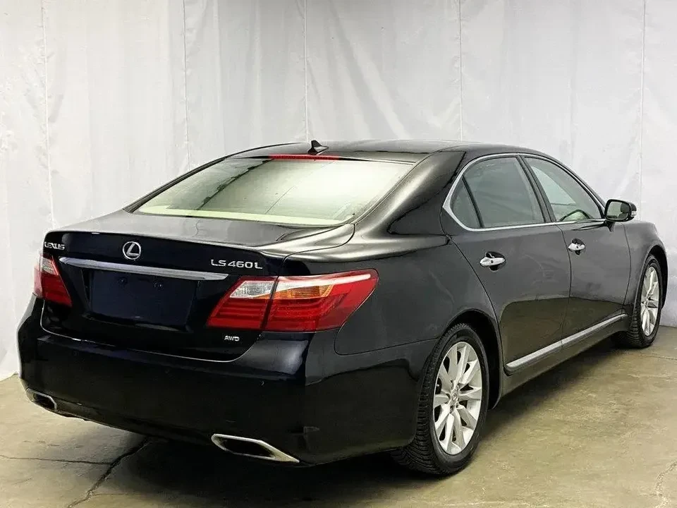2012 Lexus LS 4th Gen - Image 9 of 18