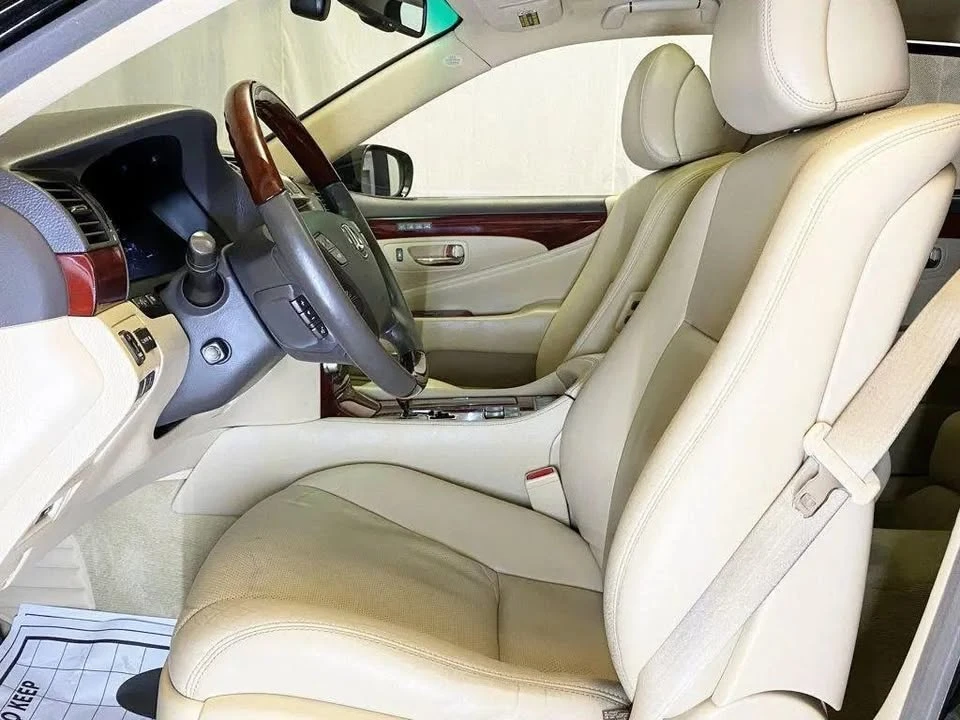 2012 Lexus LS 4th Gen - Image 11 of 18