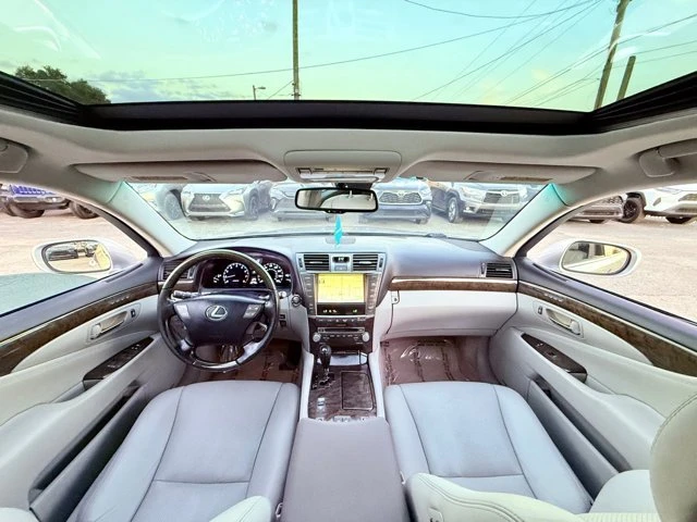 2012 Lexus LS 4th Gen - Image 8 of 20