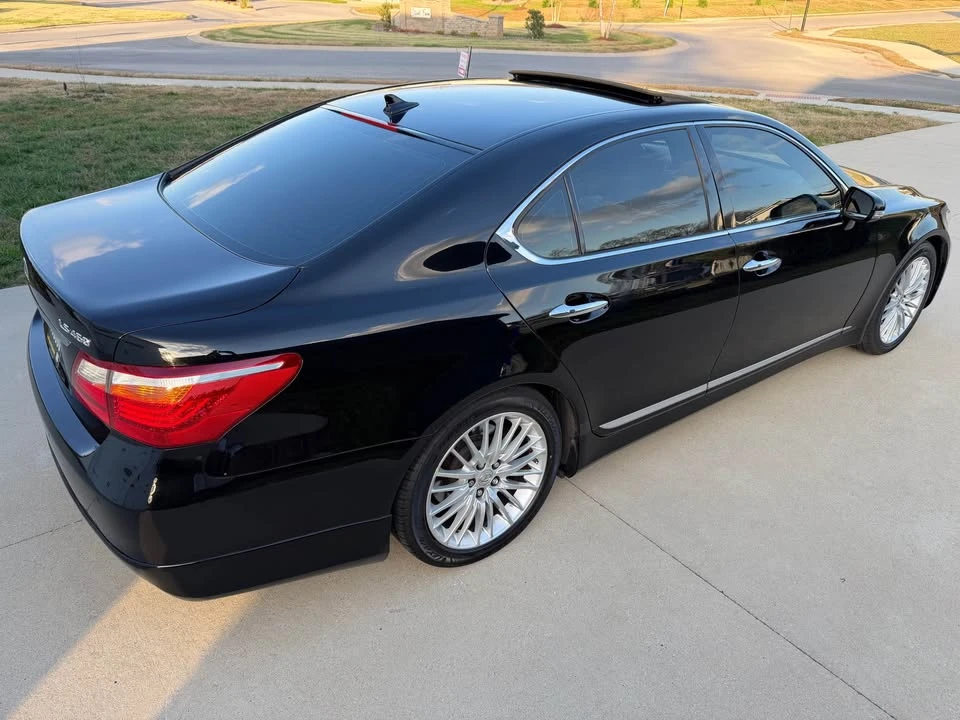 2012 Lexus LS 4th Gen - Image 3 of 18
