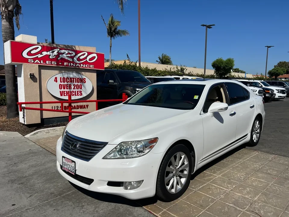2012 Lexus LS 4th Gen - Image 9 of 10