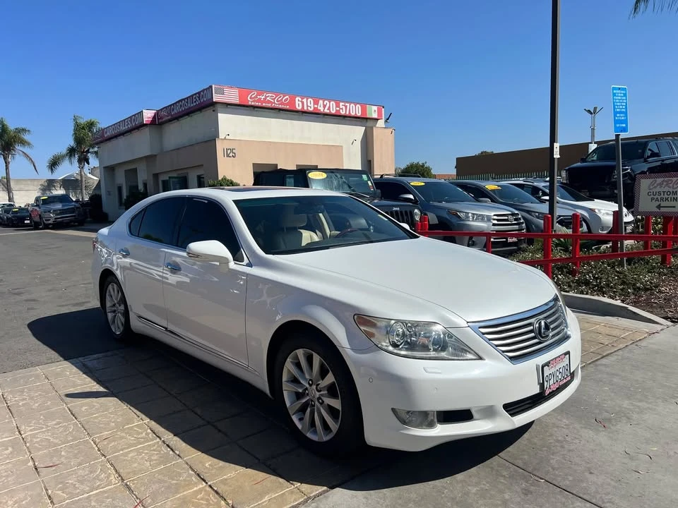 2012 Lexus LS 4th Gen - Image 15 of 16