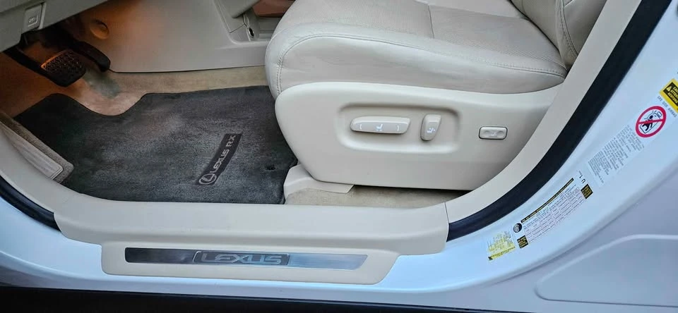 2012 Lexus RX 3rd Gen - Image 8 of 19