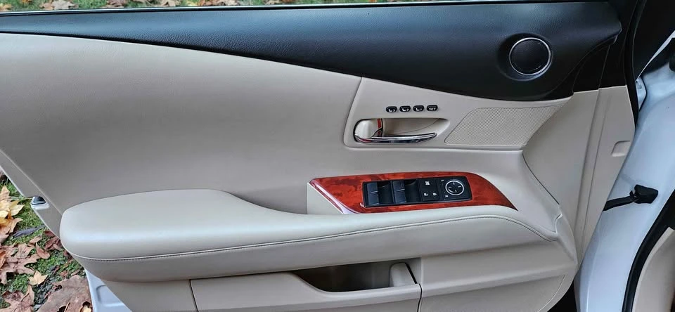 2012 Lexus RX 3rd Gen - Image 7 of 19