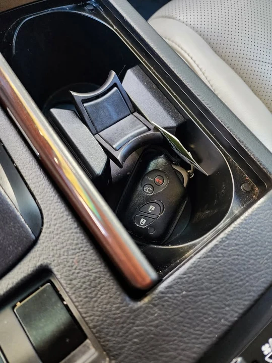 2012 Lexus RX 3rd Gen - Image 4 of 8