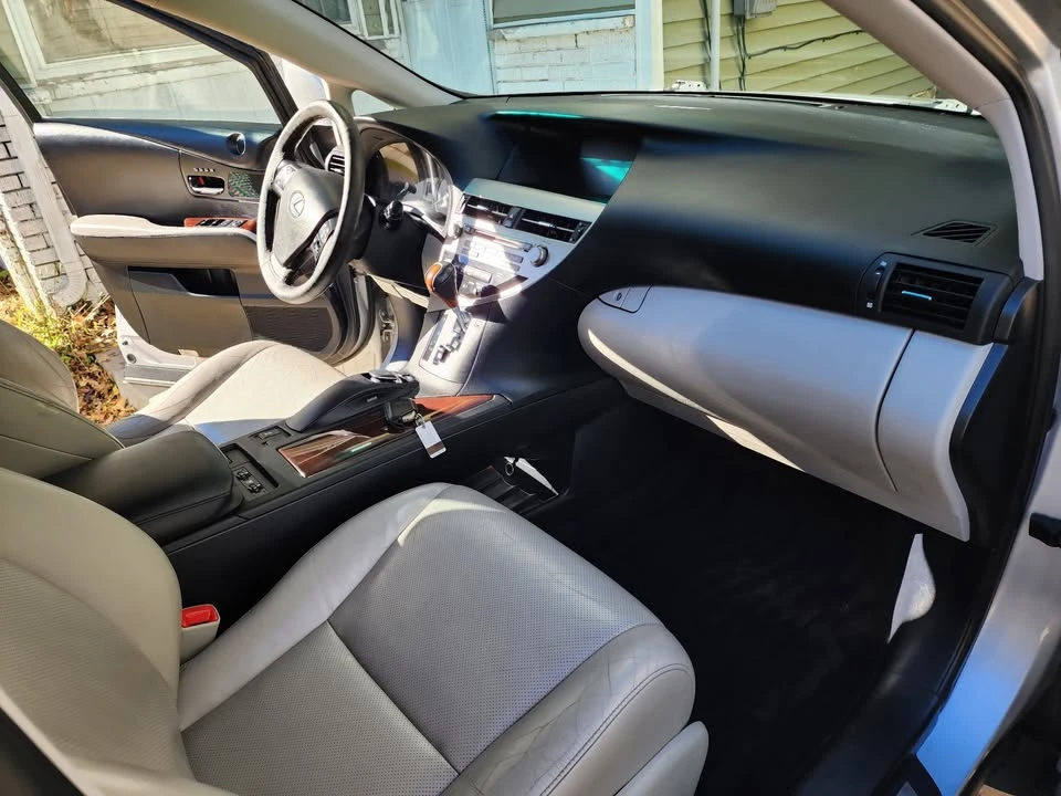 2012 Lexus RX 3rd Gen - Image 5 of 8
