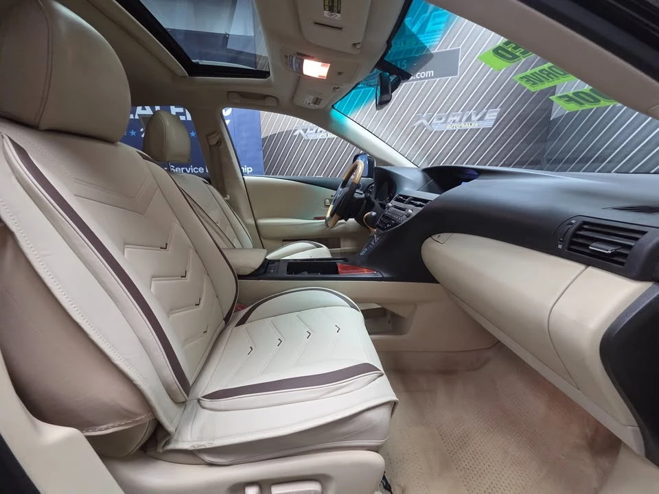 2012 Lexus RX 3rd Gen - Image 15 of 17