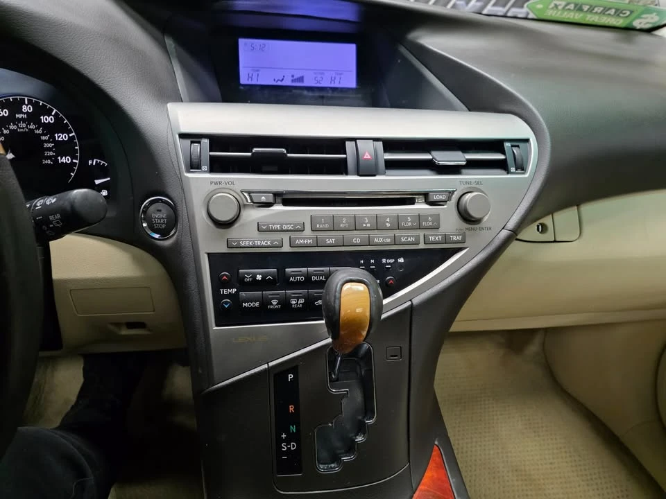 2012 Lexus RX 3rd Gen - Image 14 of 17