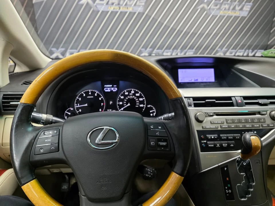 2012 Lexus RX 3rd Gen - Image 11 of 17