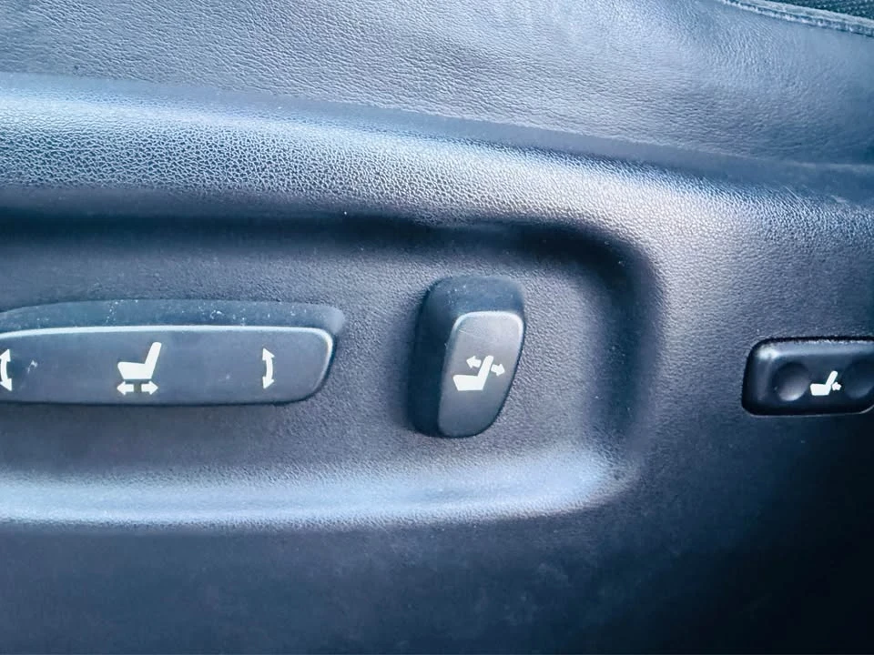 2012 Lexus RX 3rd Gen - Image 15 of 19