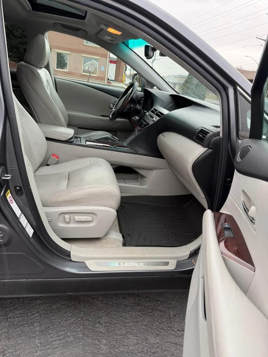2012 Lexus RX 3rd Gen - Image 11 of 13