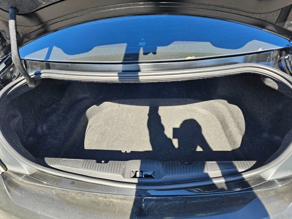 2012 Lincoln MKS - Image 18 of 19
