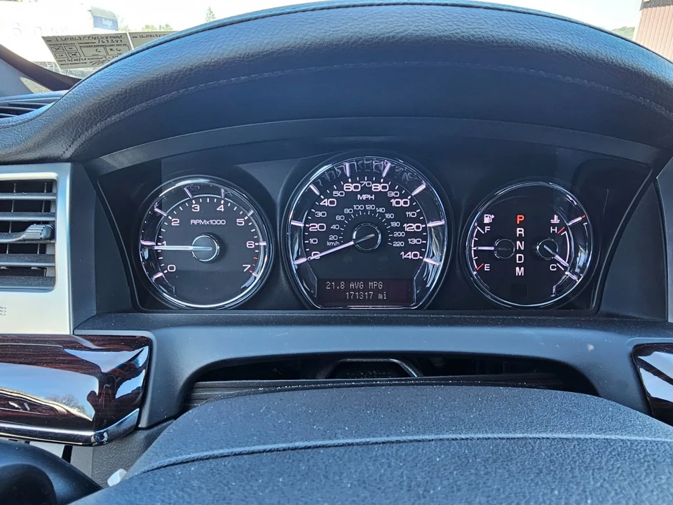 2012 Lincoln MKS - Image 11 of 19