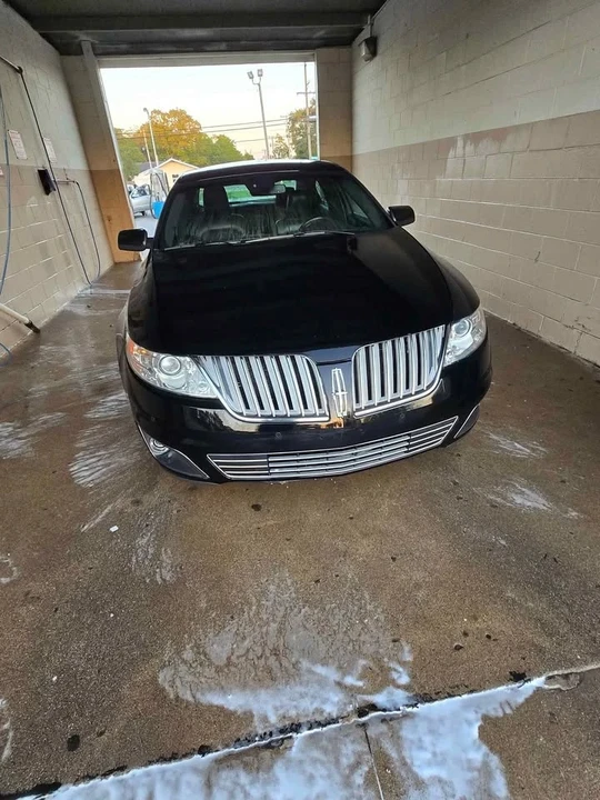 2012 Lincoln MKS - Image 5 of 10