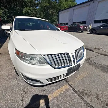 2012 Lincoln MKS Sedan 4D