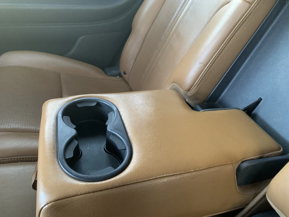 2012 Lincoln MKT - Image 16 of 20