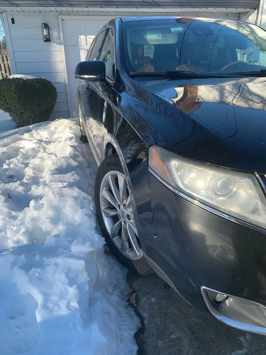 2012 Lincoln MKT - Image 2 of 20