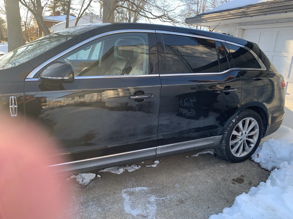 2012 Lincoln MKT - Image 3 of 20