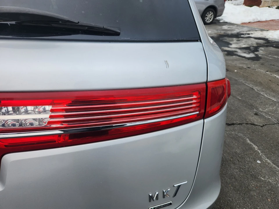 2012 Lincoln MKT - Image 6 of 16