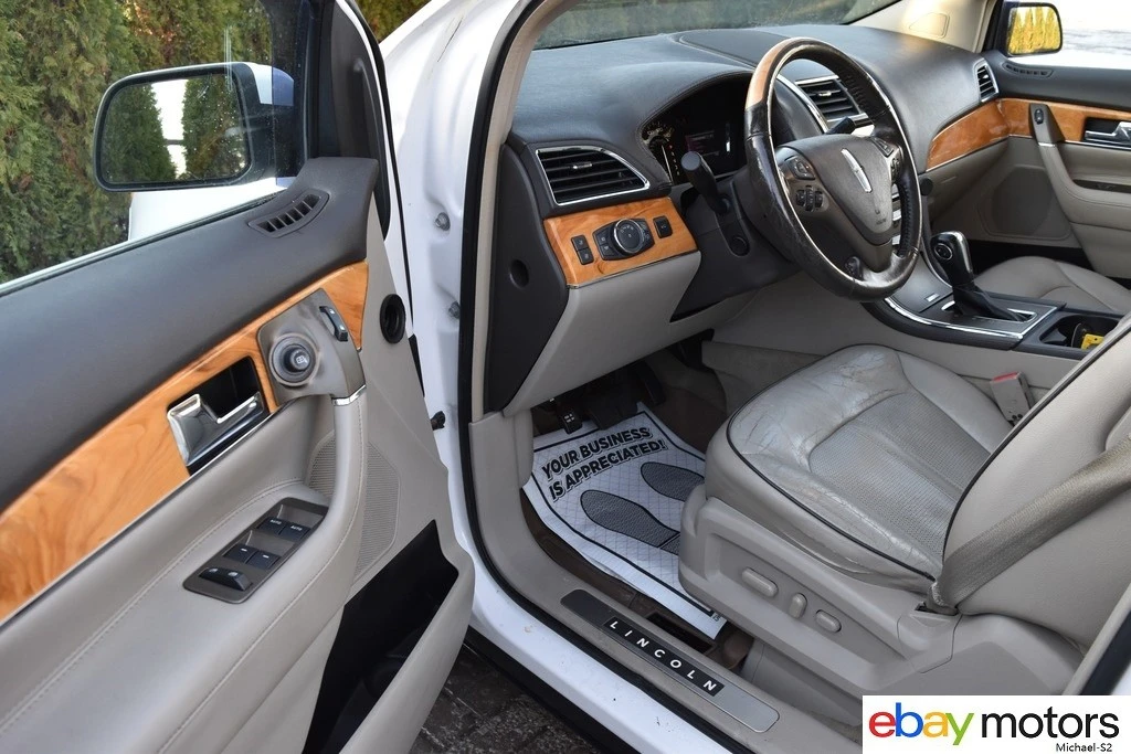 2012 Lincoln MKX - Image 11 of 21