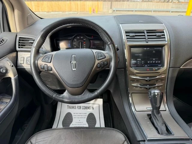2012 Lincoln MKX - Image 18 of 21
