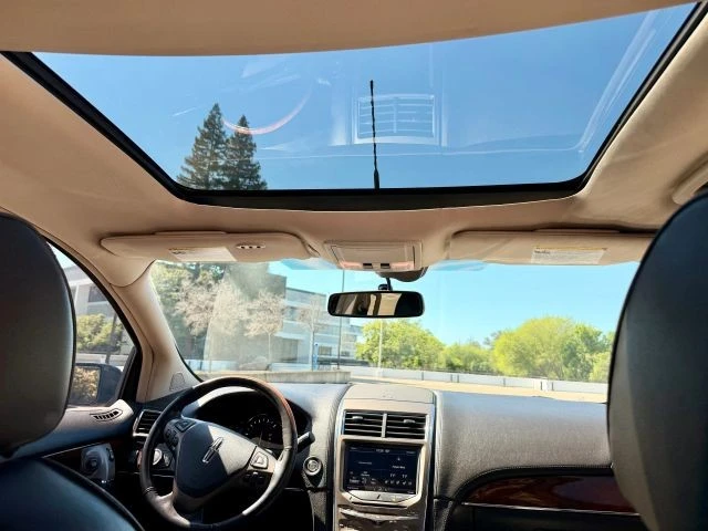 2012 Lincoln MKX - Image 16 of 21
