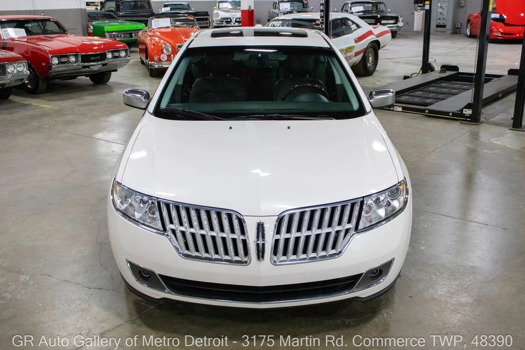 2012 Lincoln MKZ - Image 11 of 31