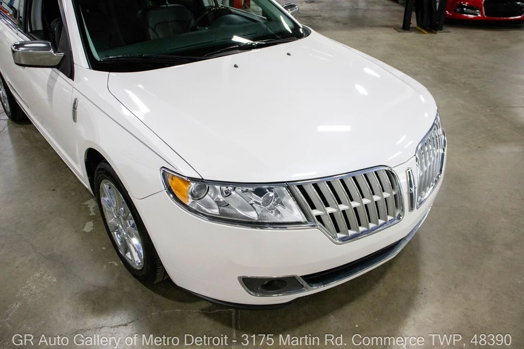 2012 Lincoln MKZ - Image 13 of 31