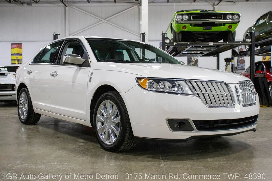 2012 Lincoln MKZ - Image 10 of 31
