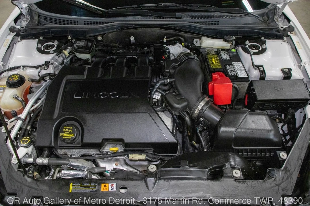 2012 Lincoln MKZ - Image 19 of 31